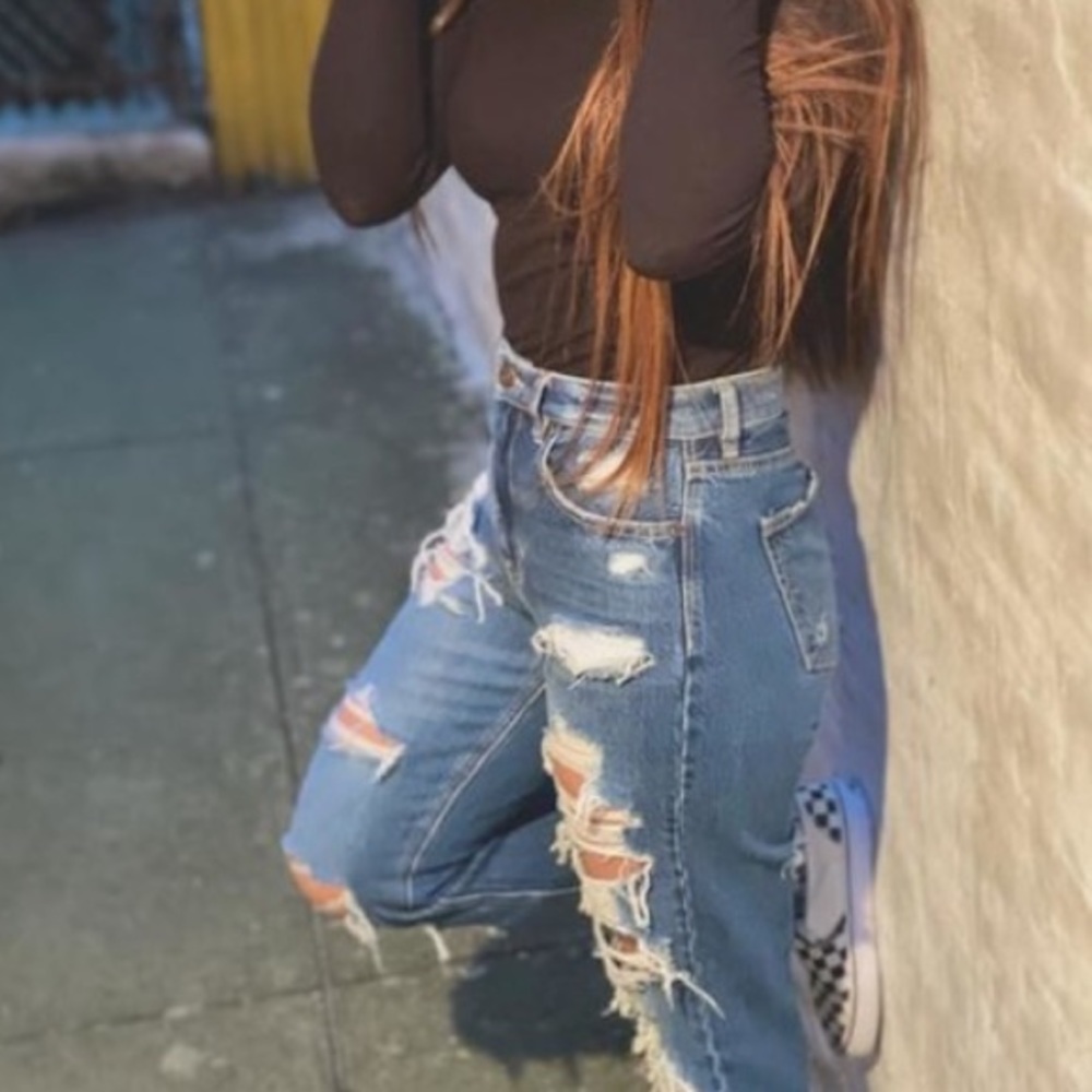 AE Distressed Jeans 👖